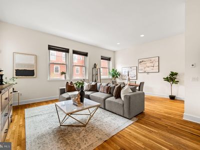 2301 Green St APT 3, Philadelphia, PA, 19130