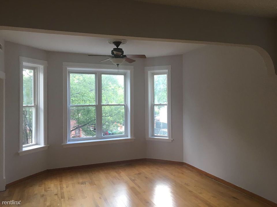 2nd image of 2959 N Albany Ave