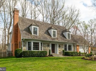 8101 River Falls Dr, Rockville, MD 20854