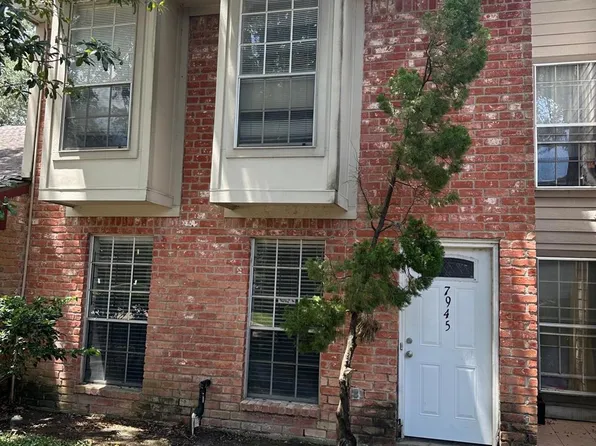 7945 Kendalia Dr, Houston, TX 77036