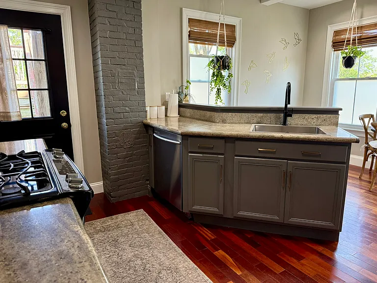 123 Court St #2 — Photo 6
