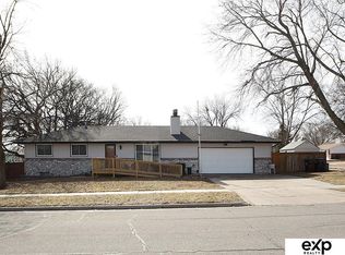 1741 W Sewell St, Lincoln, NE 68522