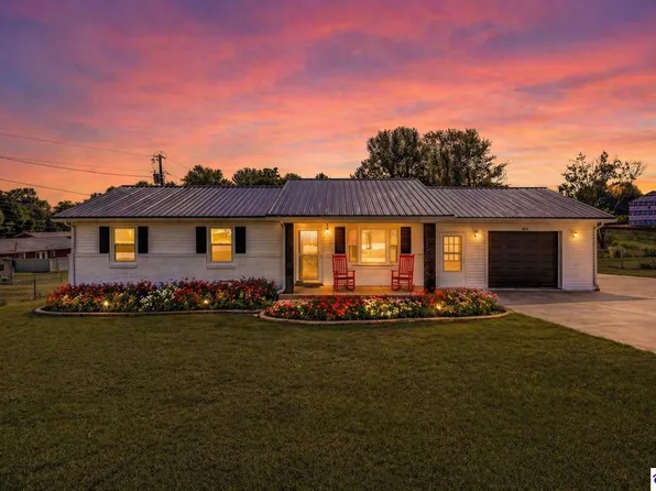 402 Duggins Dr, Elizabethtown, KY 42701
