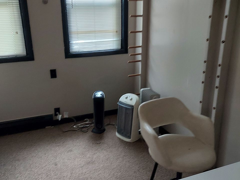 707 Cayuga Creek Rd Buffalo NY Zillow