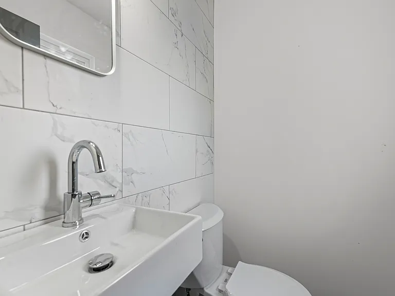 32447 Hawthorne Dr — Photo 8