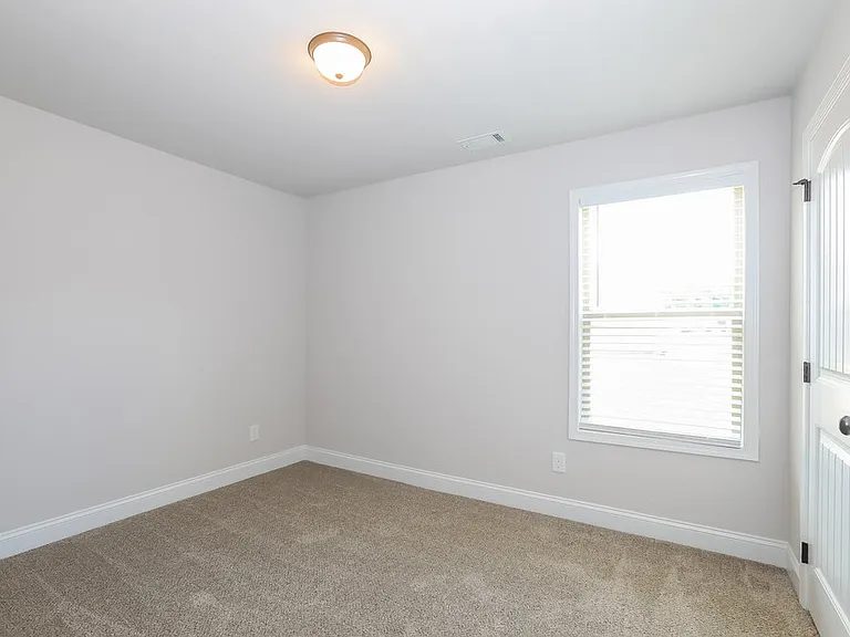 40 Heartland Cir — Photo 13