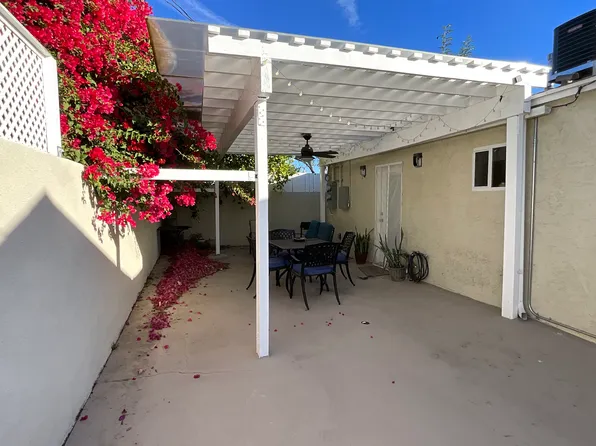 18427 Delano St, Reseda, CA 91335