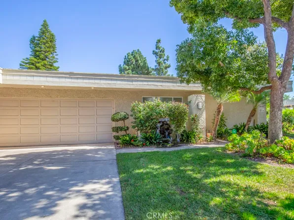 5582 Via Dicha Unit B, Laguna Woods, CA 92637