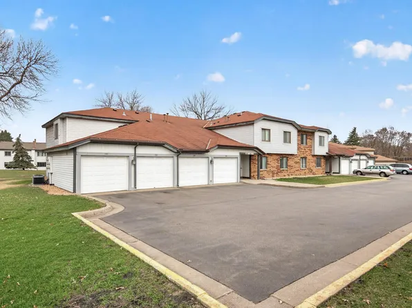 20 94th Cir NW #203NW, Minneapolis, MN 55448