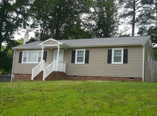 11107 Puckett Pl, Midlothian, VA 23112