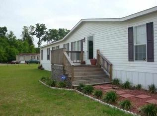 60 Ridgeway Ct, Crawfordville, FL 32327