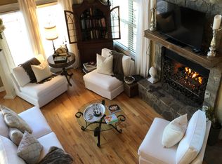 209 Gentry Ln, Tiger, GA 30576