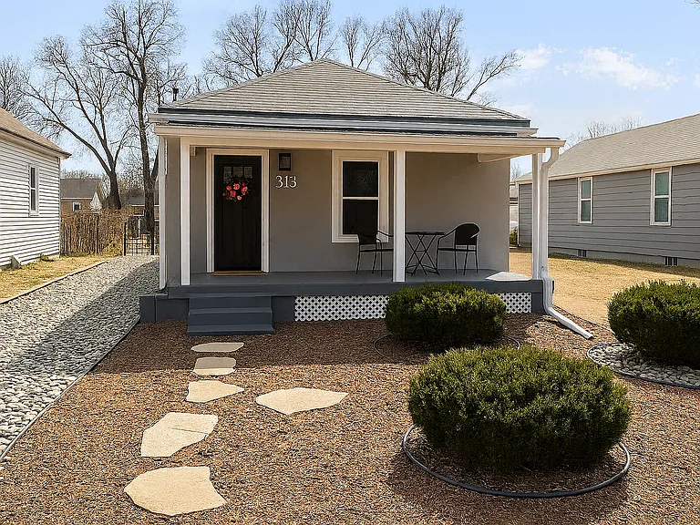 This peaceful home has cozy vibes from the moment you arrive.