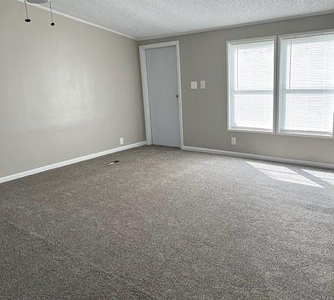 2nd image of 5057 SE 109th St