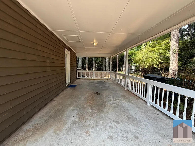 734 Marthas Dr — Photo 26