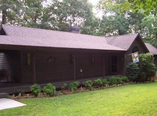 943 Meadowridge Dr, Mount Airy, GA 30563