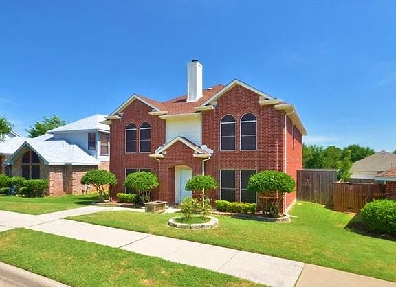 2nd image of 1416 Saint Gallen Ln