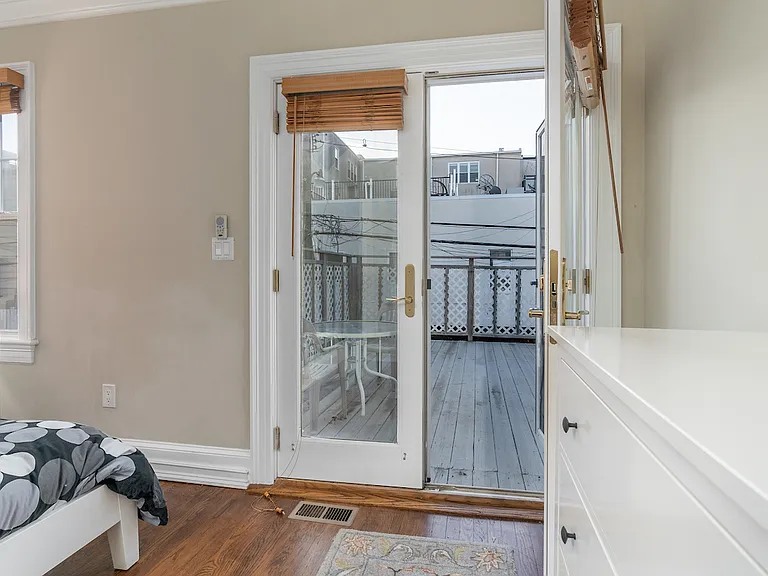 2650 Woodley Pl NW — Photo 42