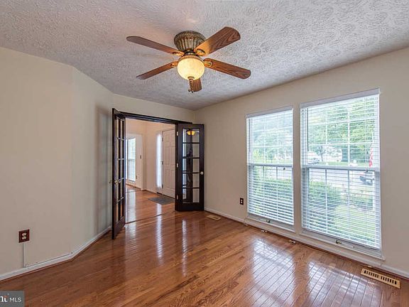 4th image of 8008 Silver Fox Dr