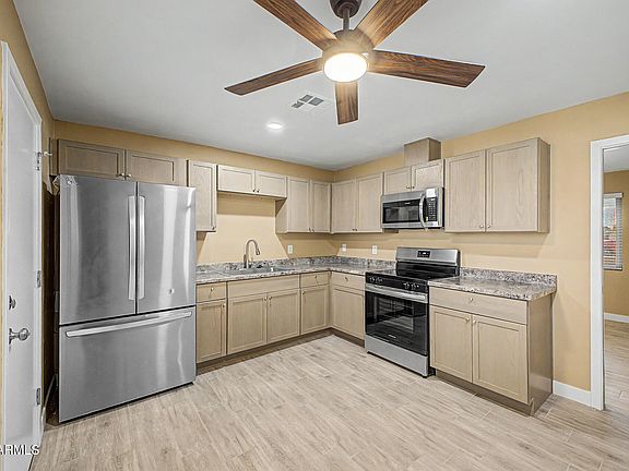 5th image of 8307 N 29th Avenue