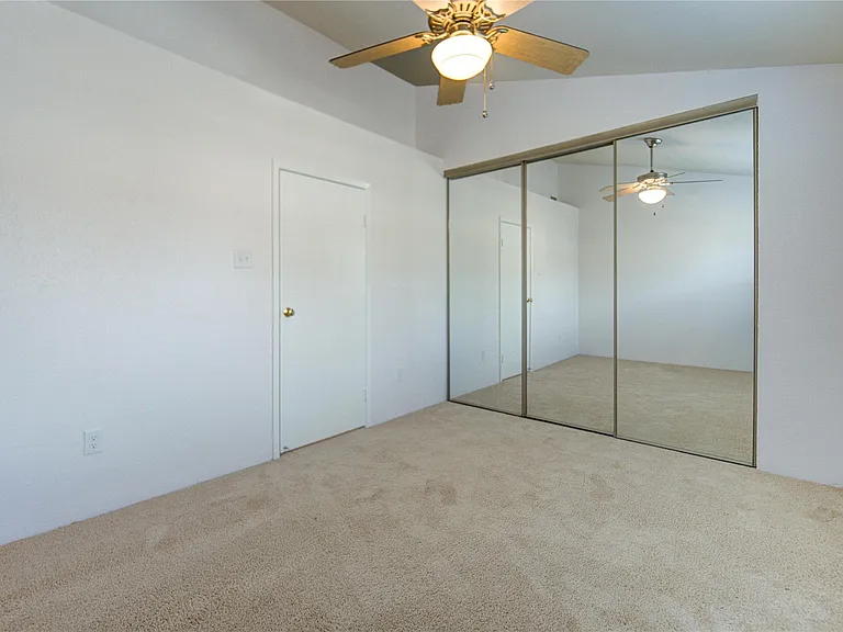 2002 Gentryside Dr #117 — Photo 24
