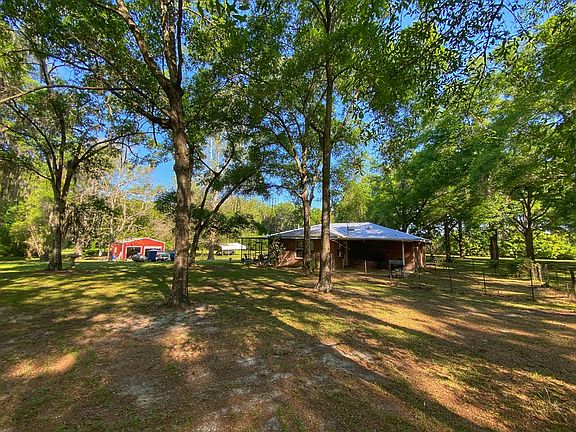 3rd image of 20405 SW 30th Ave
