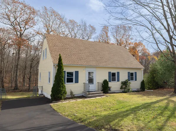 21 Longwood Drive, Naugatuck, CT 06770