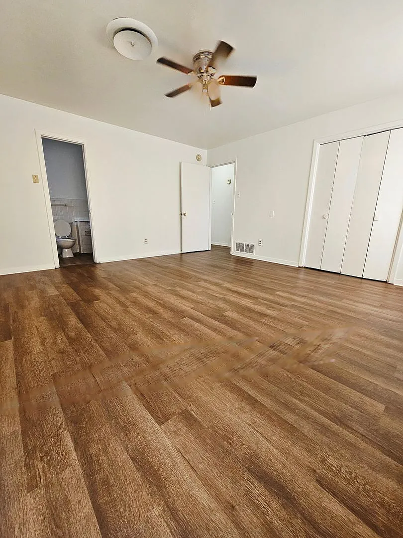 309 Crystal Dr. Available Now! — Photo 4