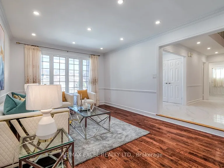 310 Raymerville Dr — Photo 8