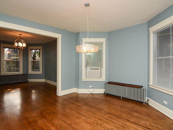 5th image of 3442 N Hoyne Ave #1