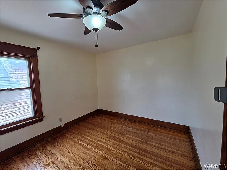 96 Academy Rd — Photo 13