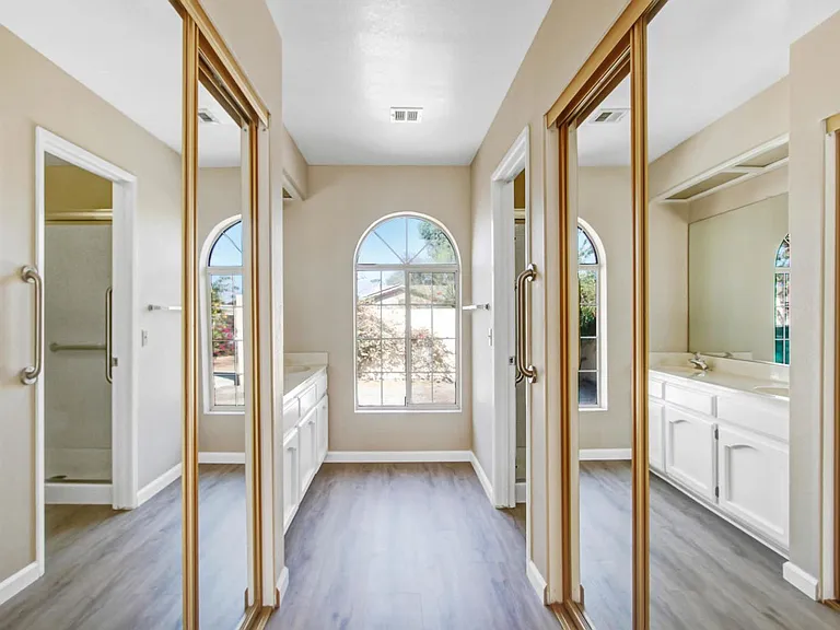 43580 Texas Ave — Photo 16