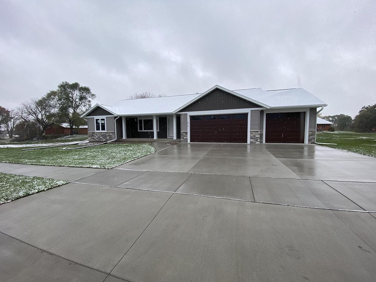 2710 Beyer ROAD, Onalaska, WI 54650 Zillow