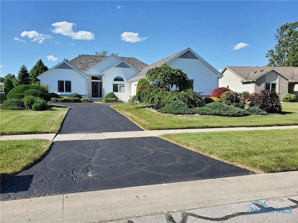 7658 Winter Sweet Dr photo 1