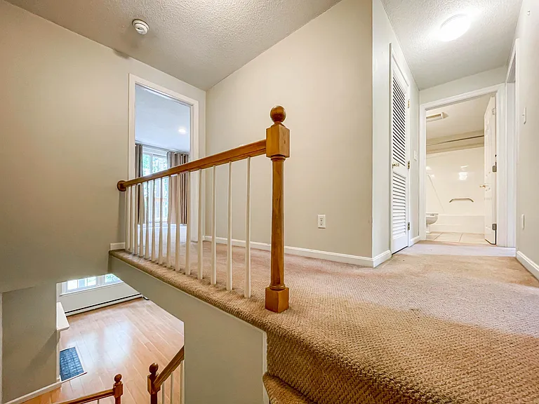 5 Dresden Ct — Photo 39
