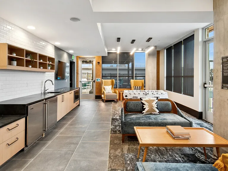 RiNo_amenity_pool clubhouse (1)