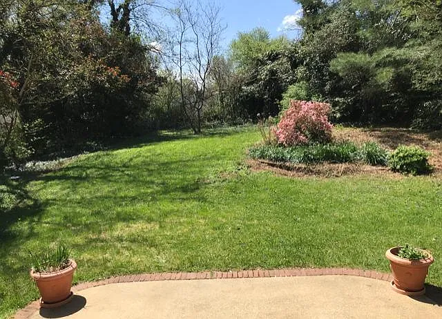 410 Moseley Dr — Photo 16