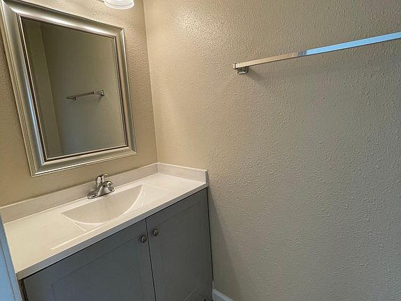2nd image of 26849 Mossway St