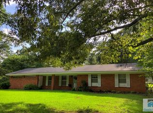 203 Highland Dr, Kosciusko, MS 39090
