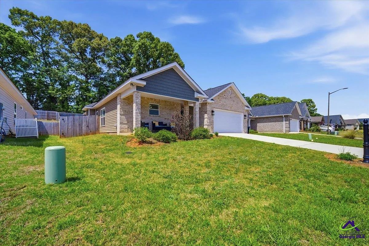 Building Photo - 103 Hawks Ridge Trce