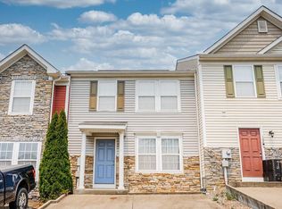 104 Hawks Rd, Morgantown, WV 26508