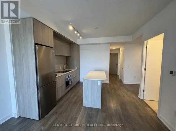 130 River St, Toronto, ON M5A 0R8