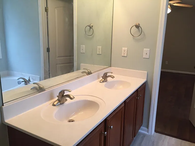 3935 Blairwood St — Photo 12