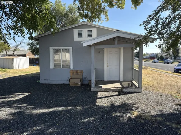 200 NE 3rd St, Hermiston, OR 97838