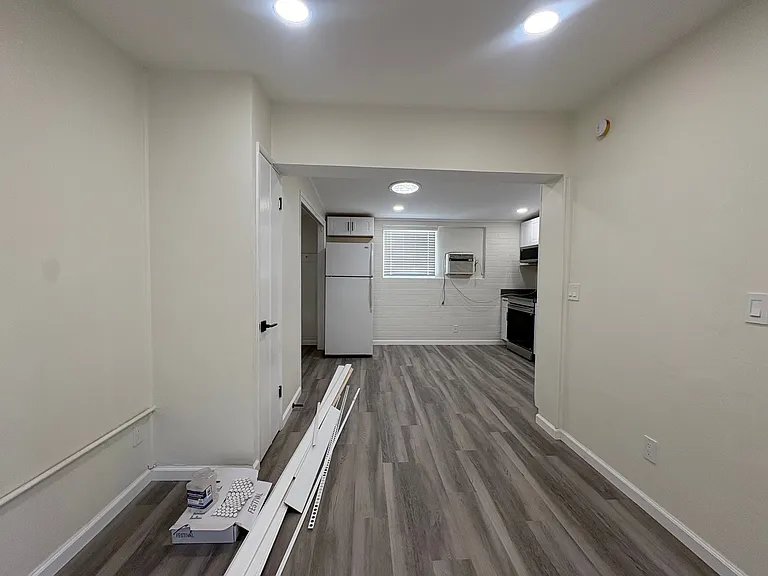 Studio Apartment with luxury vinyl floors, new paint, bathroom and kitchen.