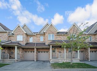 5255 Palmetto Pl #165, Mississauga, ON L5M 0H2