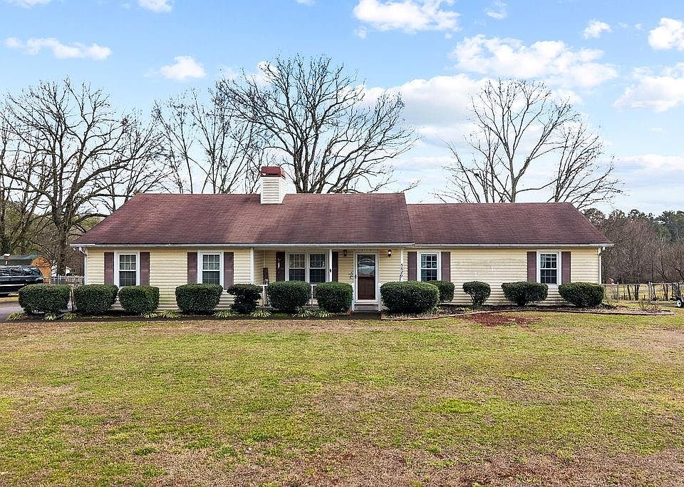 1st image of 5629 Raintree Trce