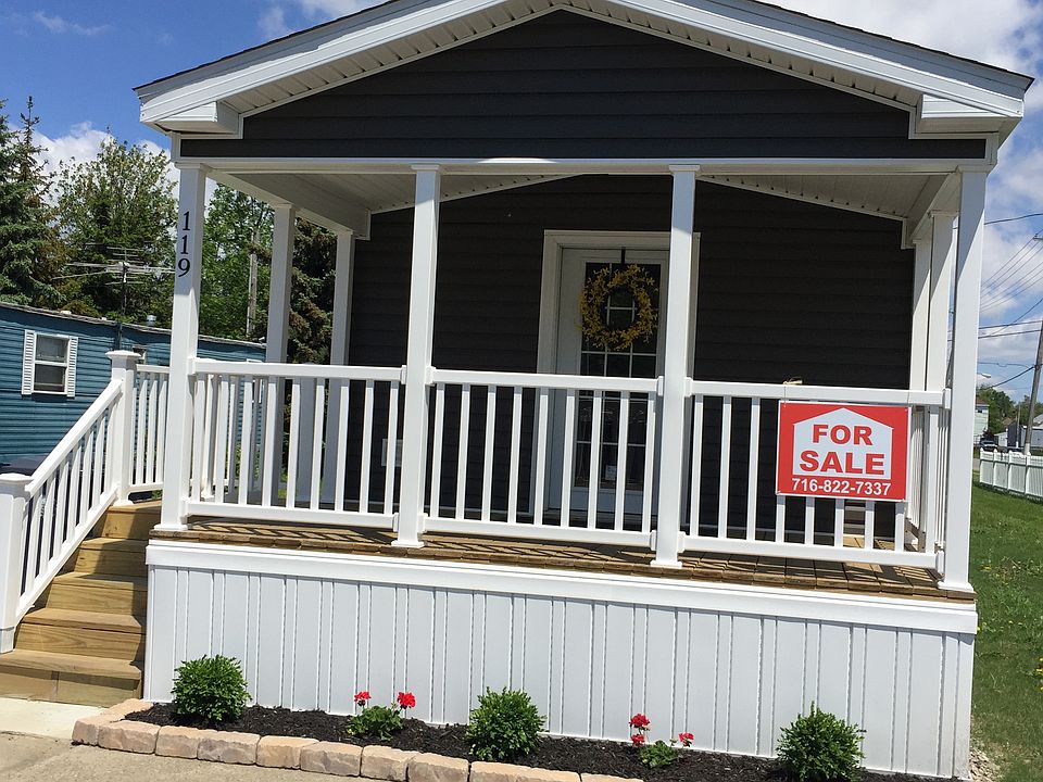 Beautiful 2 Bedroom Home