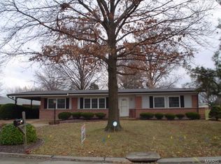 126 Fiesta Cir, Saint Louis, MO