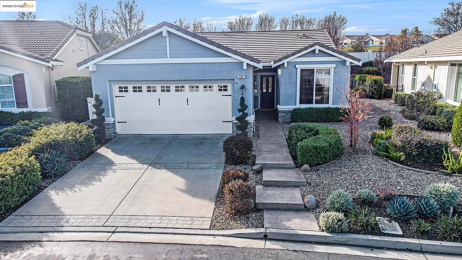 797 Centennial Pl photo 1